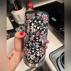 Maars Floral Paisley Black and Silver Tumbler Koozie